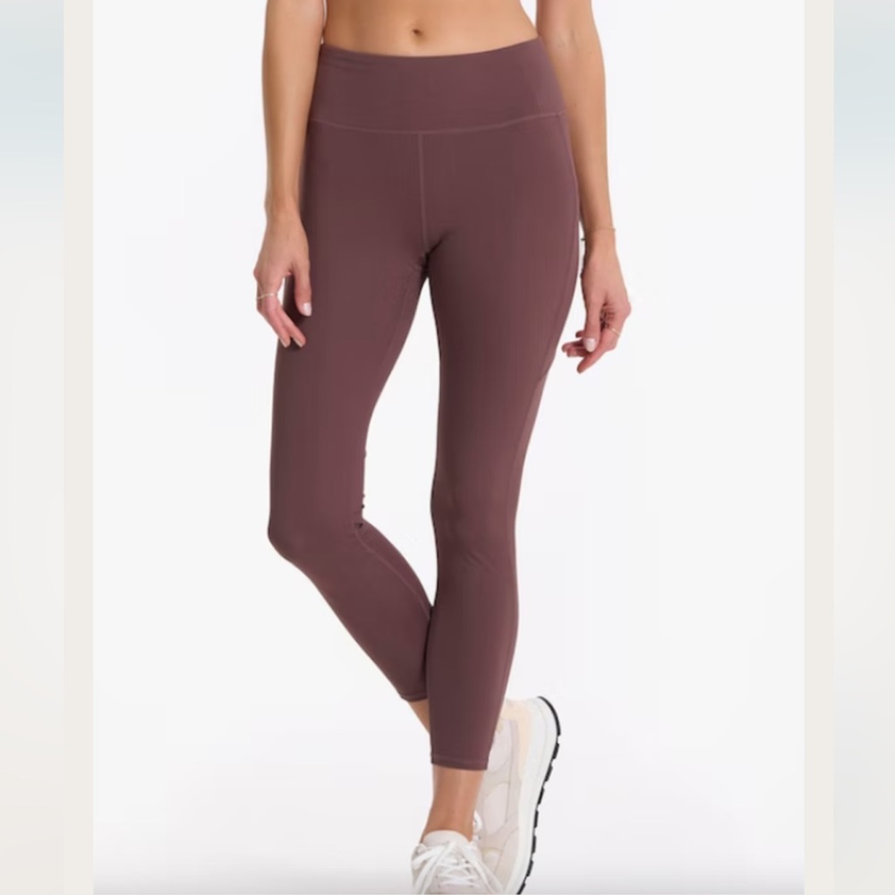 Vuori Stride Legging in Chestnut